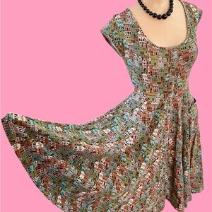 Effie's Heart Whimsical Cityscape Novelty Print Dress sz Medium